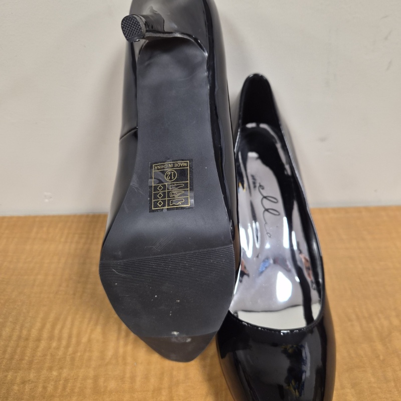 bin58 DK Ellie Black Heels Women's size 12