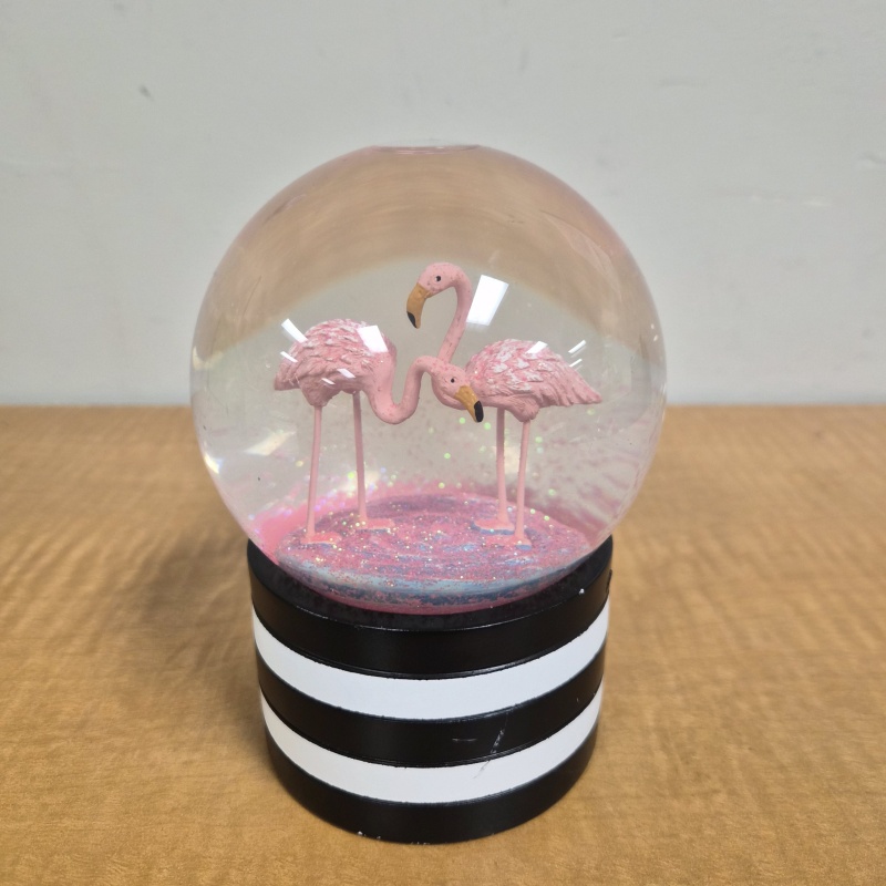 bin1 DK Black/White/Pink Flamingo Snowglobe *wrapped in bag*
