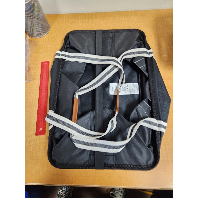BIN102 vc black shopping bag  collapsible (new condition)