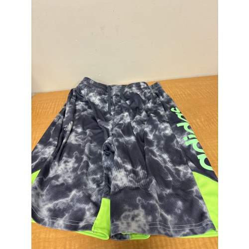 Bin57 ts adidas youth large grey/green shorts