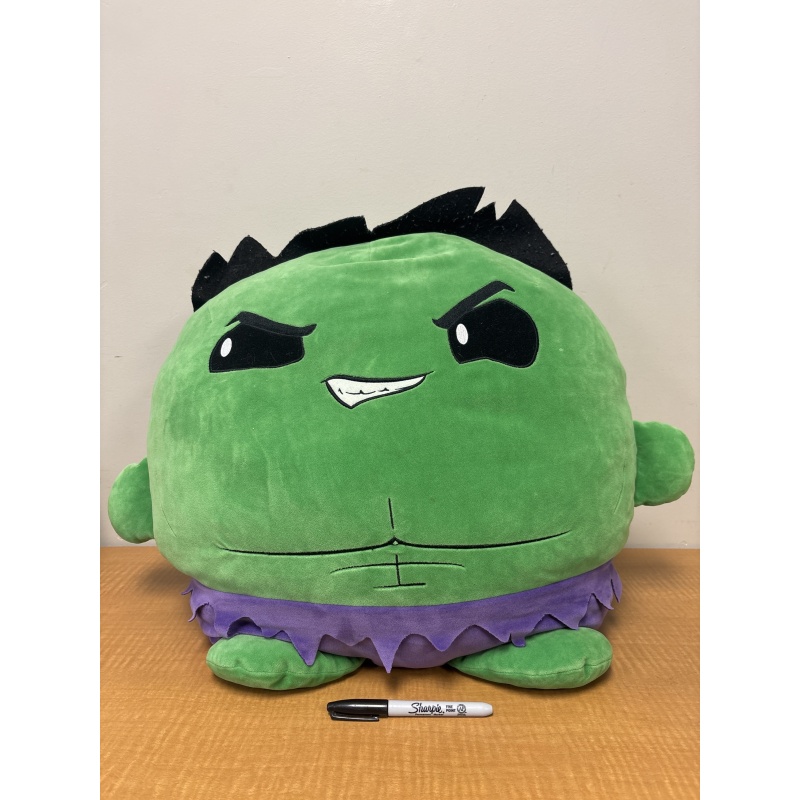 LG5 ts large Hulk plush