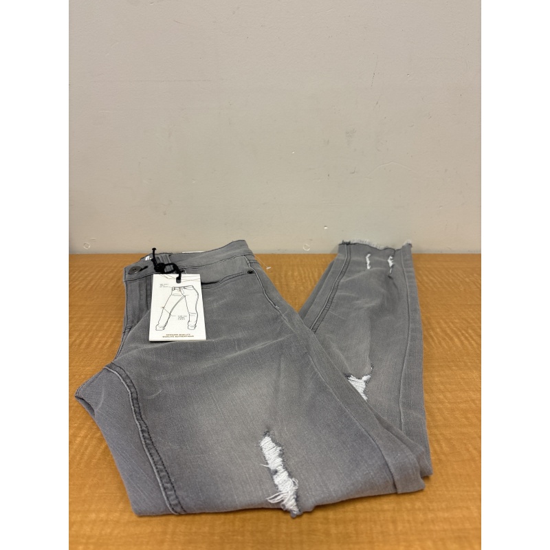 Bin57 ts Jeanieologie women’s 4 mid rise slim jeans new