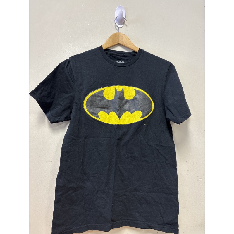 Bin55 DK Batman men’s small black t shirt