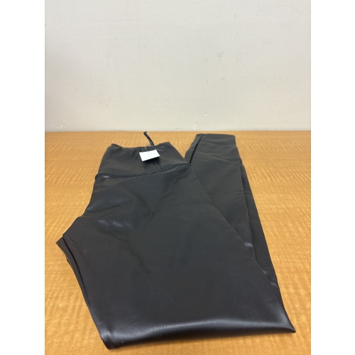 Bin29 DK women’s small black pants new