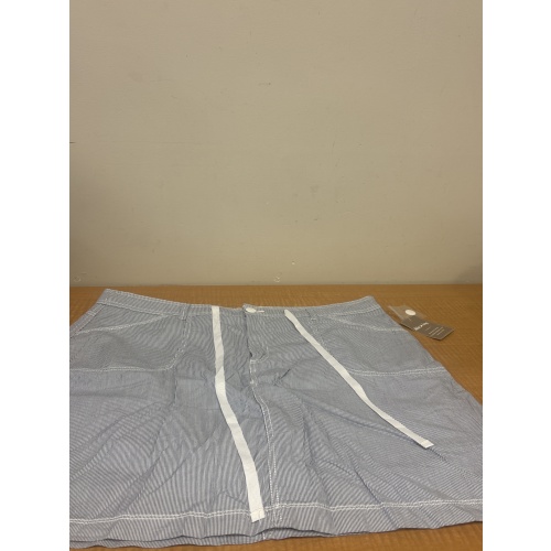 Bin103 ts White Stag women’s 18 striped skort new