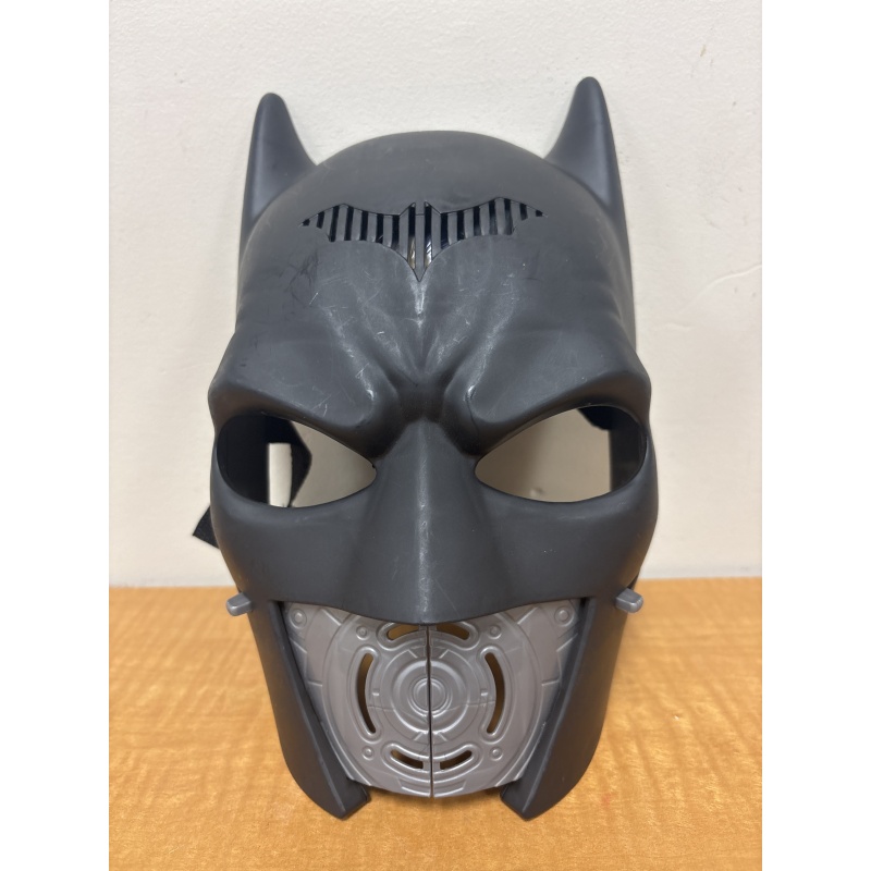 Bin17 ts Batman mask- talks when mouth opens/closes, and modulates your voice when you wear it