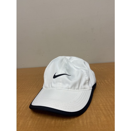 Bin24 ts Nike one size white hat