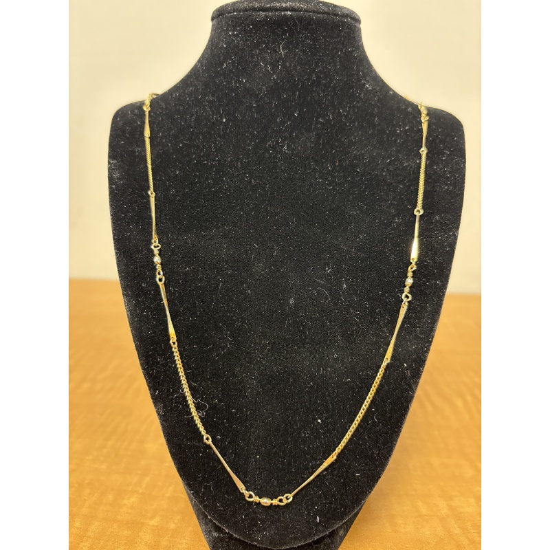 BinJ ts gold coloured necklace