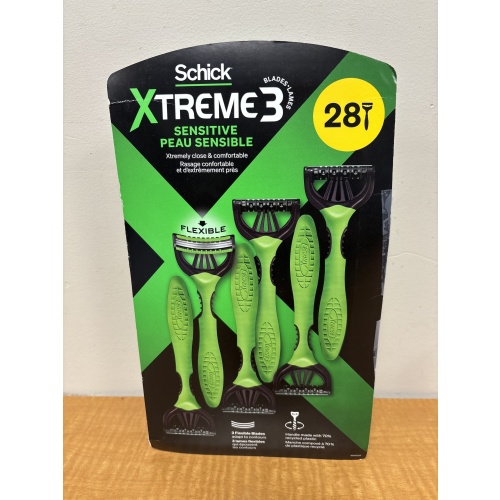 Bin96 ts Schick Xtreme 3 razors- 25 out of 28 included