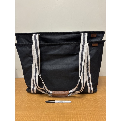 LG5 ts two large collapsible carryall totes