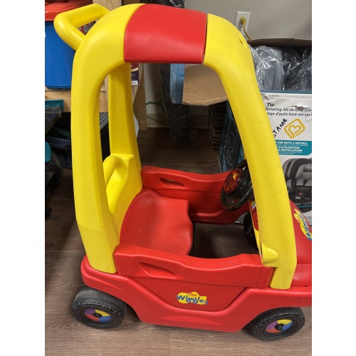 LGF ts The Wiggles big red car makes sound