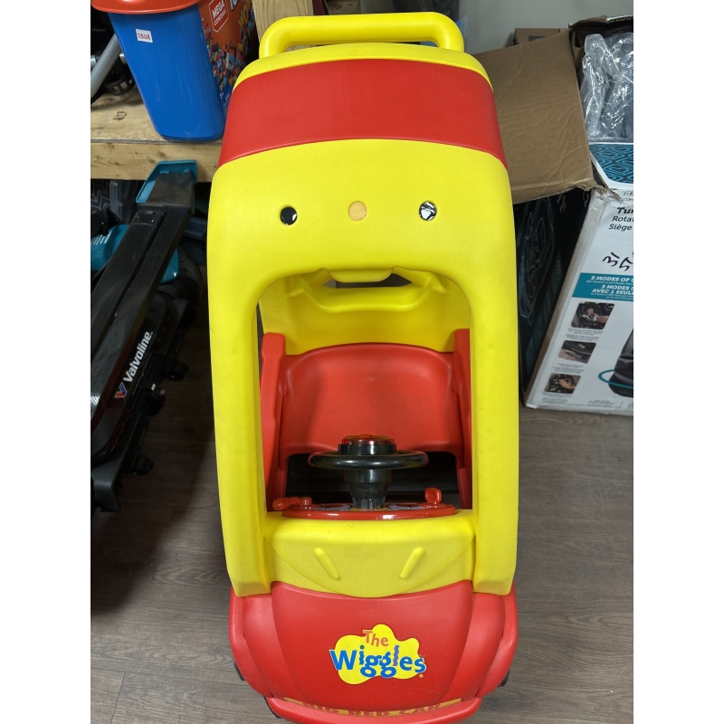 LGF ts The Wiggles big red car makes sound