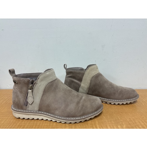 Bin44 ts Sketchers womens 9 brown/beige arch fit boots