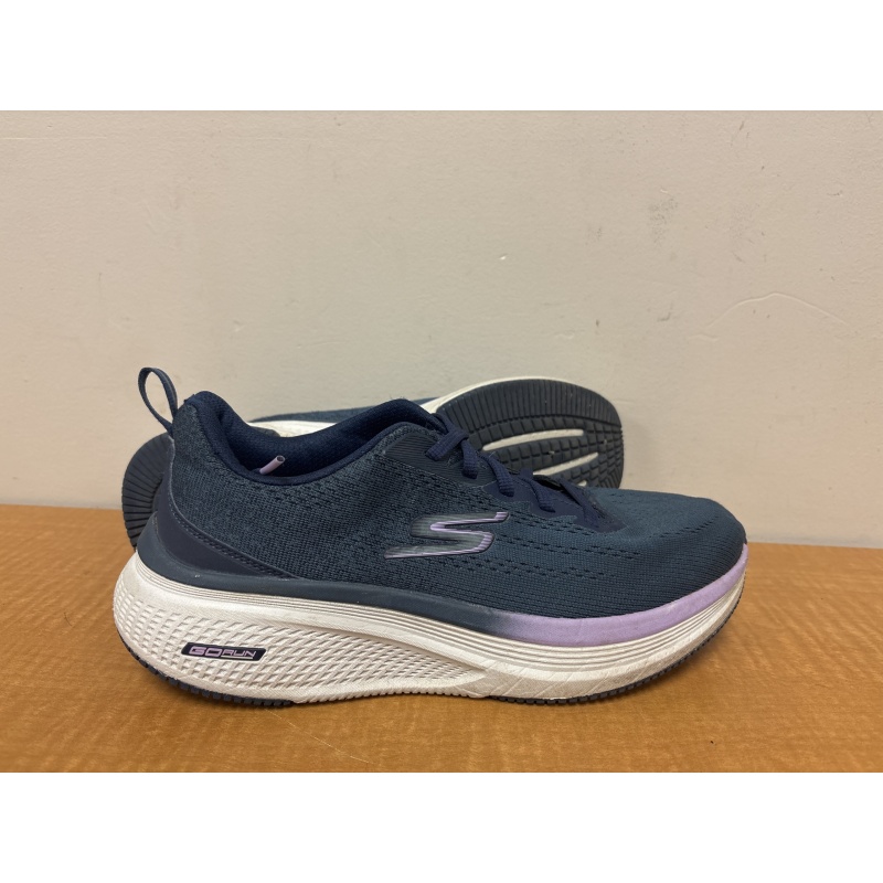 Bin44 ts Sketchers women’s 8.5 dark blue/purple/white shoes