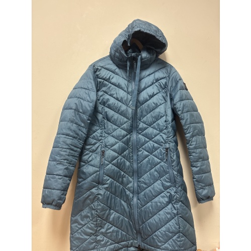 Bin20 ts Lolë women’s medium blue coat (in bag)