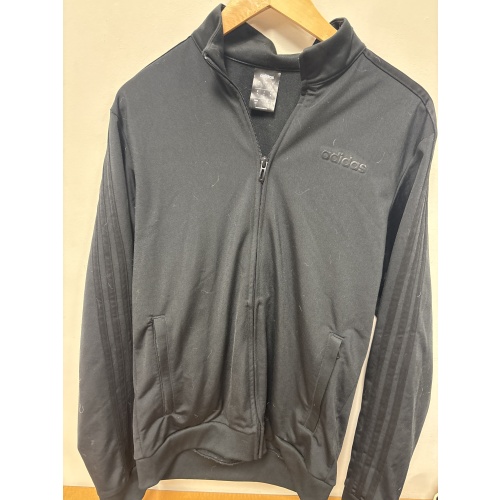 Bin68 ts Adidas men’s small black zip up
