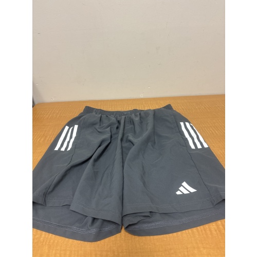 Bin68 ts Adidas men’s medium 7” grey shorts