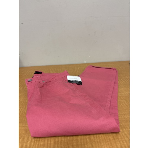 Bin84 ts Calvin Klein women’s 6 pink skinny crop pants new