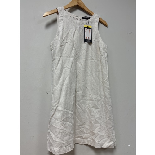 Bin56 ts Banana Republic women’s small cream coloured dress new