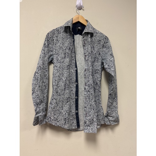 Bin72 ts H&M men’s XS navy/white button up
