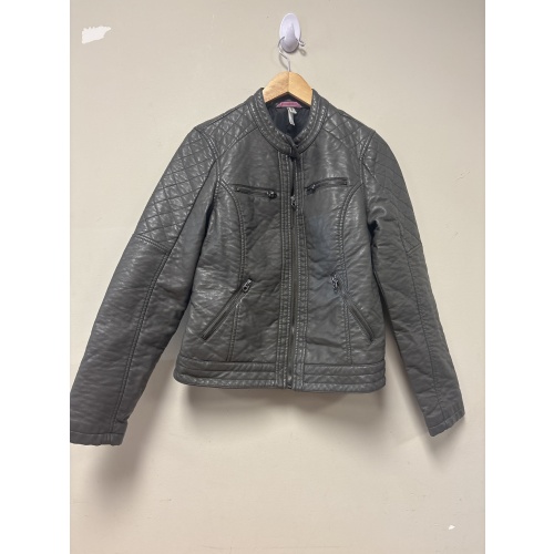 Bin72 ts Pink Platinum women’s medium grey faux leather jacket