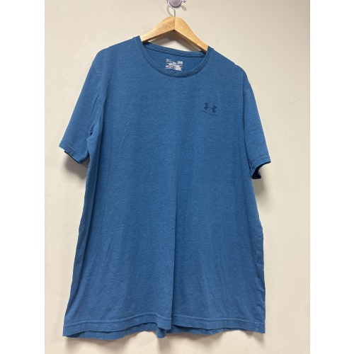 Bin42 ts Underarmour men’s large loose blue t shirt