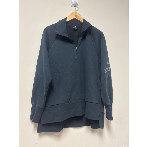 Bin42 ts Nike women’s medium black sweater