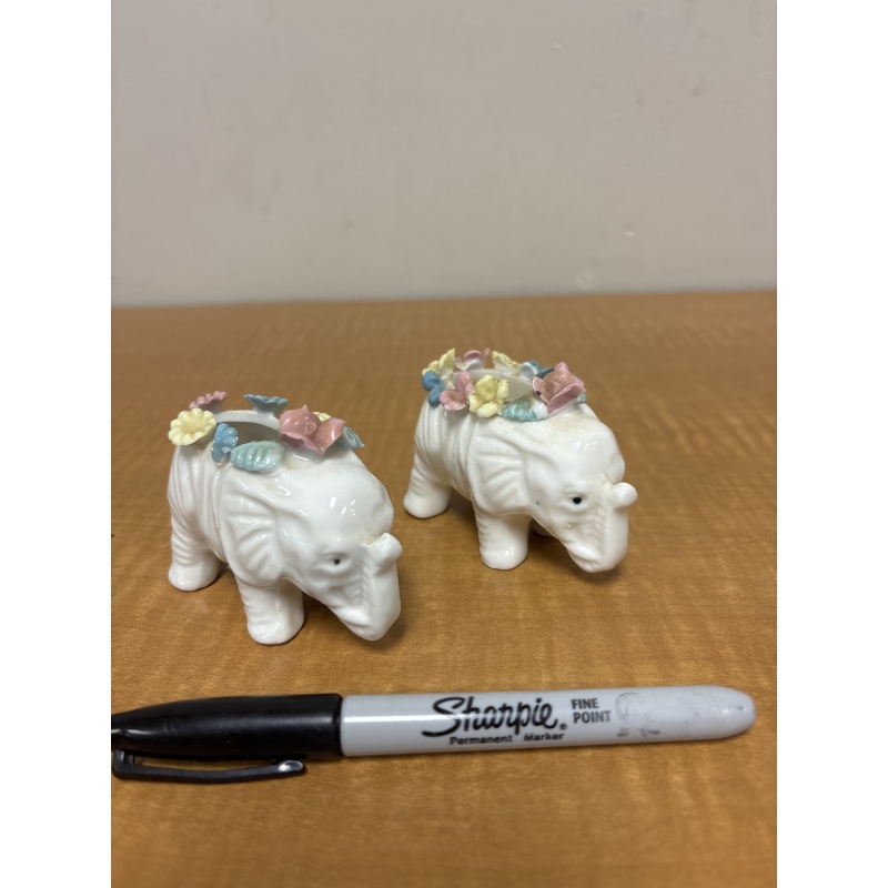 Bin48 ts Vintage porcelain elephant pin cushions (wrapped in bag)