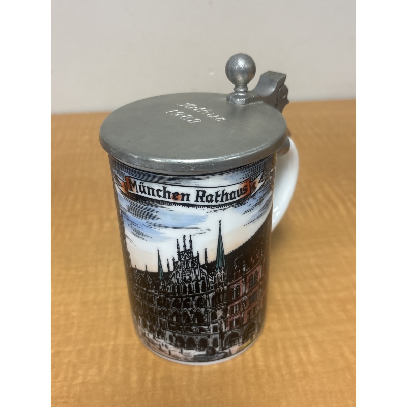 Bin48 ts Munich City Hall stein (wrapped in bag)
