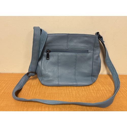 Bin64 ts Pale blue purse