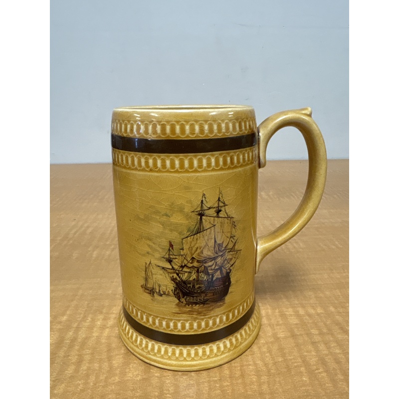 Bin59 ts Vintage Sadler England beer mug (wrapped in bag)