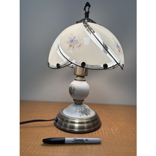 LG7 ts Vintage style touch lamp- estimated value up to $94