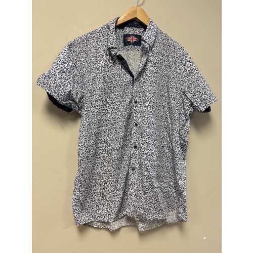 Bin90 ts Soul of London men’s XL white with navy floral shirt