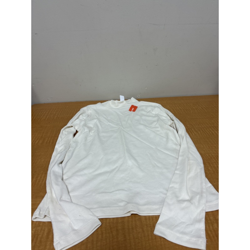 Bin90 ts New Girl’s large 10-12 cream top