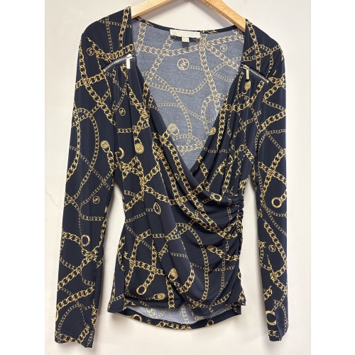 Bin90 ts Michael Kors women’s medium black with gold top