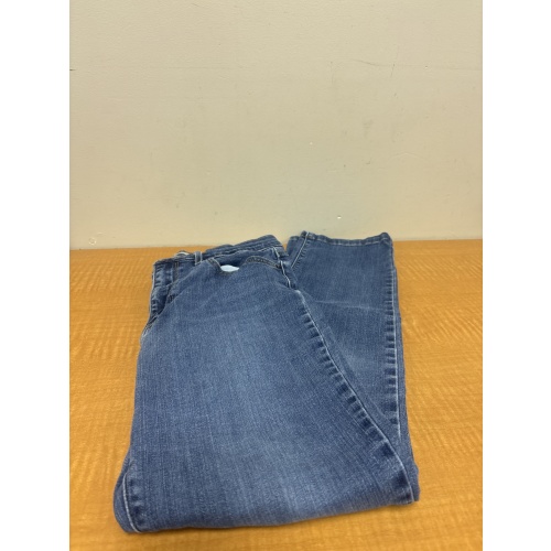 Bin38 ts Levi’s women’s 29 high rise straight jeans