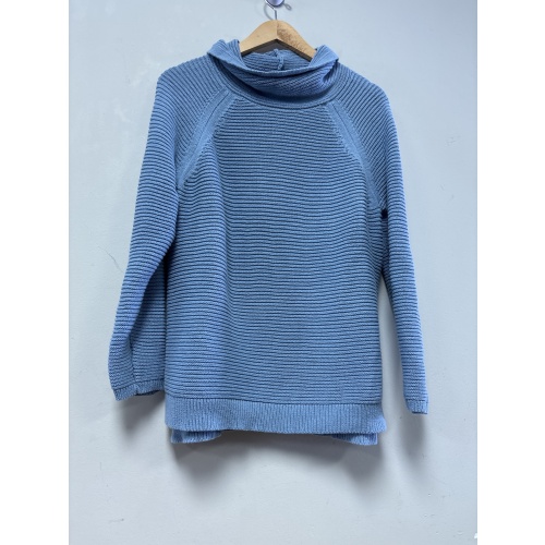 Bin40 ts Kenneth Cole women’s large blue sweater