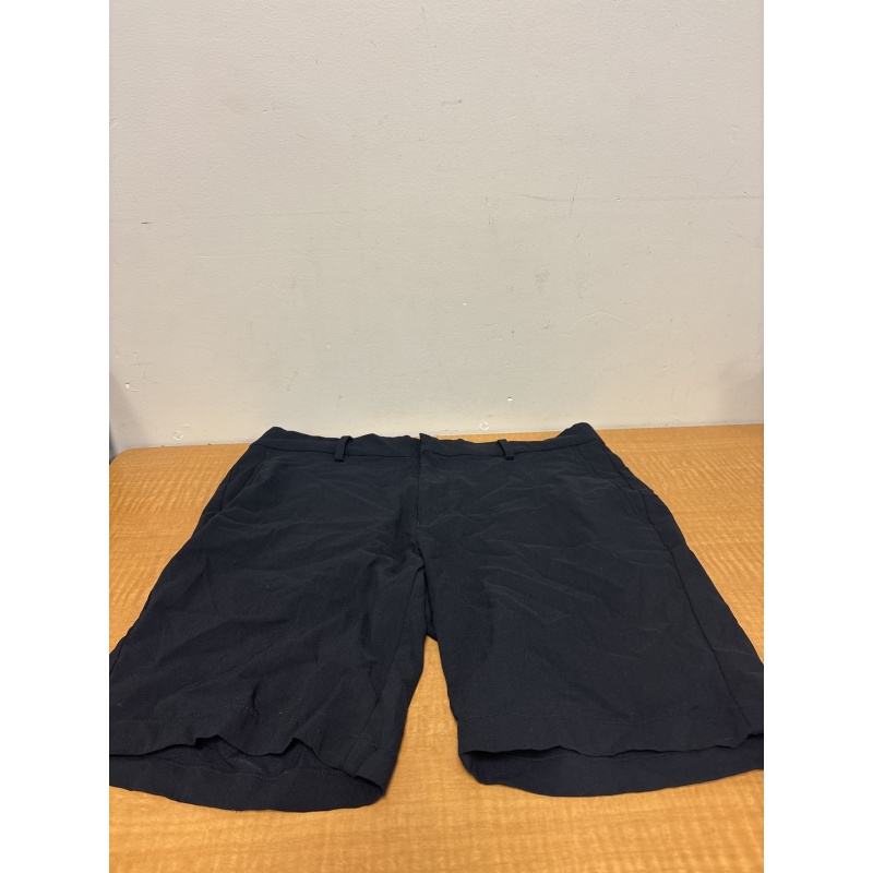 Bin31 ts Kenneth Cole men’s 32 slim black shorts