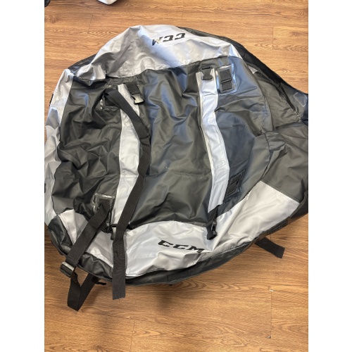 LG2 ts CCM hockey equipment bag