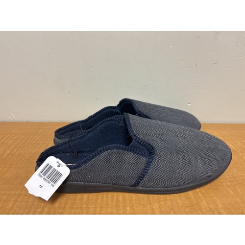 Bin31 ts Men’s 10 grey/navy slippers new