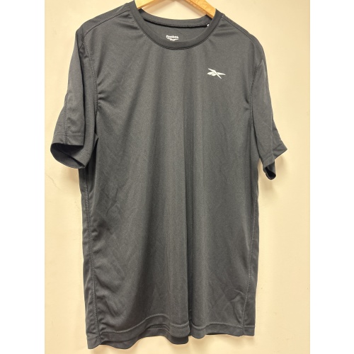Bin28 ts Reebok men’s XL black t shirt