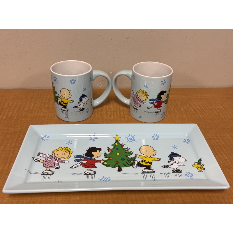 LG2 ts Peanuts dish set (in box)