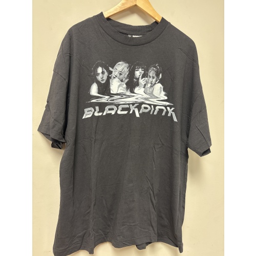 Bin6 ts H&M BlackPink Adult medium black t shirt