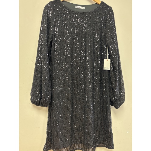 Bin33 ts New Devoted women’s medium black sequin dress