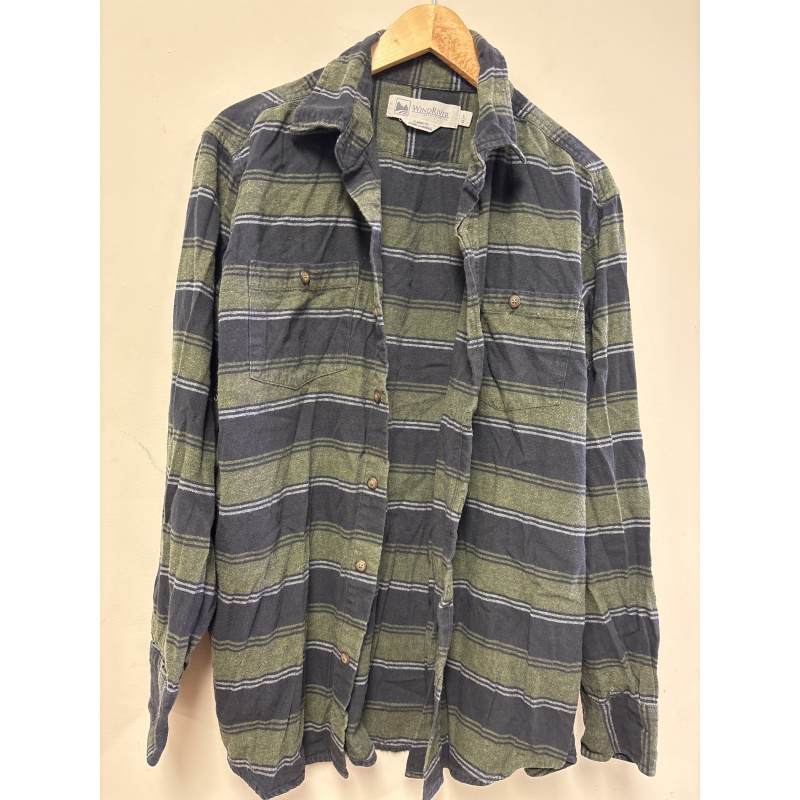 Bin33 ts Wind River men’s large green/black plaid shirt