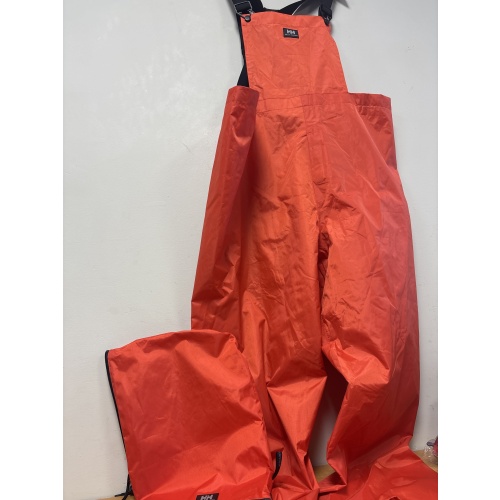 Bin10 ts Helly Hansen adult large waders (in red carry bag)