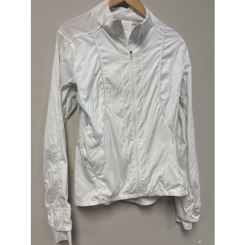 Bin93 ts Lululemon women’s 8 white zip up