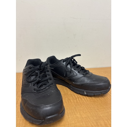 Bin93 ts Sketchers men’s 8.5 black slip resistant shoes