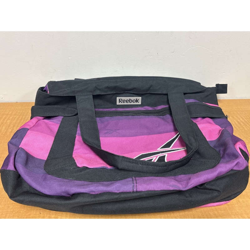 Bin93 ts Reebok black/pink/purple striped duffle bag
