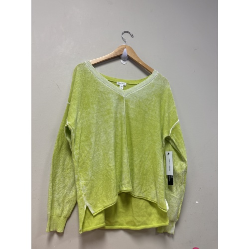 Bin88 ts New Tribal Jeans women’s large lime green top